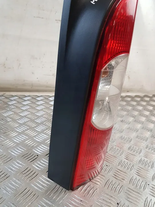 Lámpara Trasera Derecha 8200171478 + Inserto Renault Master II image 8