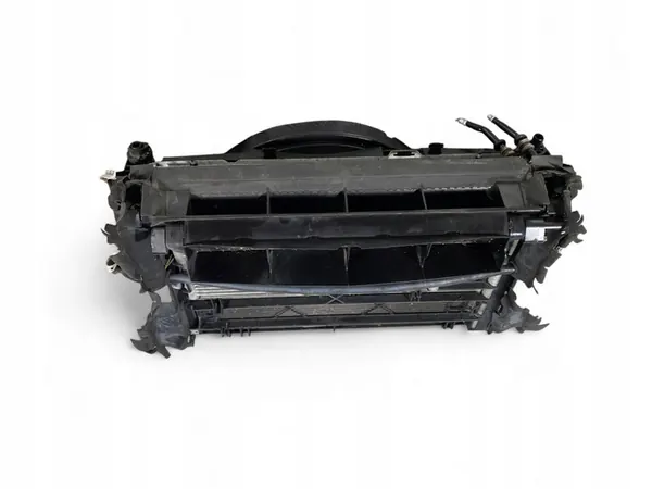 MERCEDES A45 AMG W156 W117 Voorste Radiator image 3