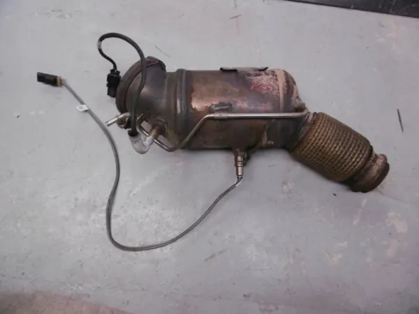 Filtre DPF BMW OEM 9488920 pour Série 3 330e image 2