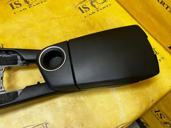 Accoudoir console centrale OEM 97055311101 Porsche Panamera image 5
