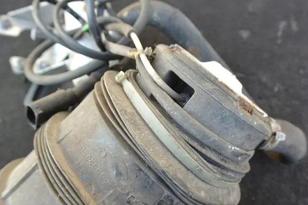 Bakre högra upphängning Mercedes W211 W219 E63 E55 CLS63 AMG image 6