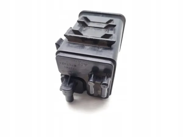 Mitsubishi Outlander Kohlefilter OEM 17J20 Gebraucht image 4