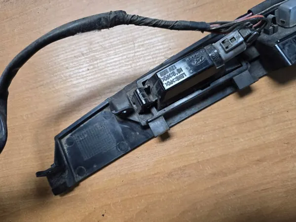 Hyundai IX35 Kofferbakafwerking OEM 87372-2S010 image 9