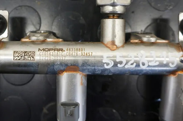 Rampe d'injection 46338801 Fiat 500X Jeep Renegade 1.0T image 3