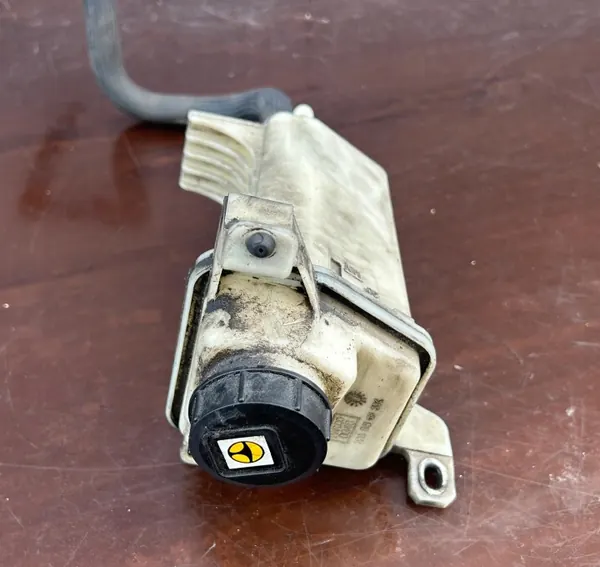 Servoreservoir OEM 1385875080 voor Ducato image 3