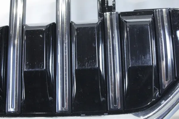 GRADE ICONIC GLOW BMW G70 i7 eDrive50 eDrive60 5A261E9 image 5