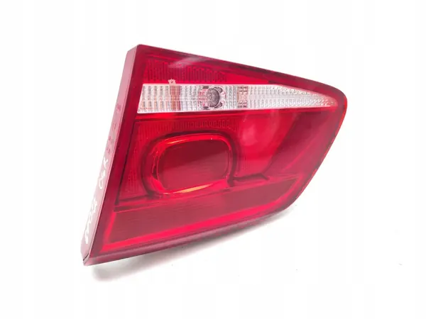 VW Passat Luz de maletero Derecha 2013 Sedán 4/5dr OEM 3AE945094J image 3