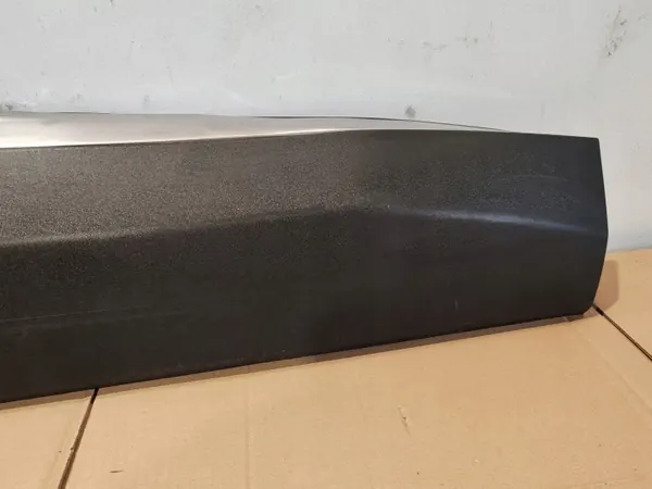 OEM 9811404077 Oikea Etuoven Lista Peugeot 3008 II image 8