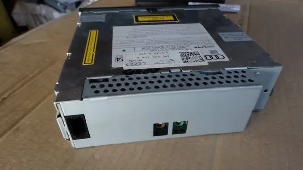 DVD-vaihtaja OEM 4H0035108B Audi A8 D4:lle image 3