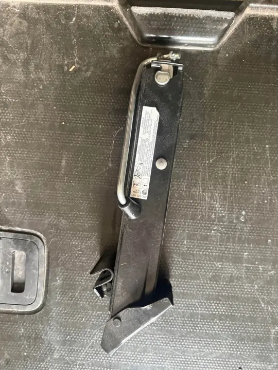 Gato OEM 5N0011031 para VW Tiguan I - Usado image 2