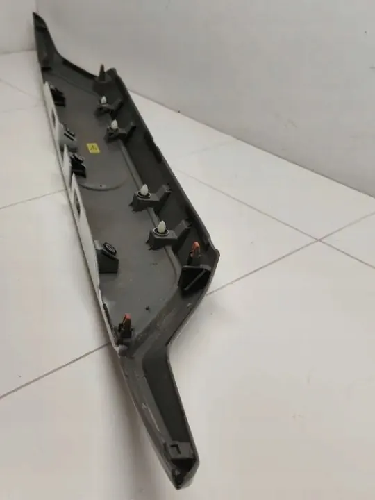 Toyota RAV4 bakluckfäste OEM 7680142240 image 3