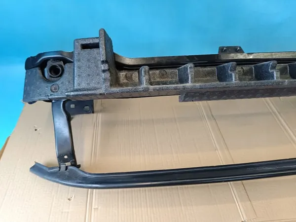 OEM 5NA807109M Viga para-choques dianteira VW Tiguan image 7