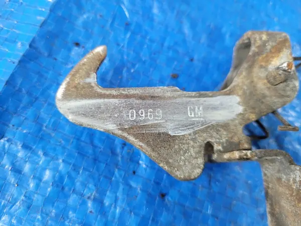 Opel Astra H motorhuvelås OEM 0969 - Fram image 3