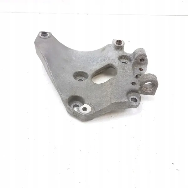 Ford Transit - Tourneo Connect AC Kompressor Fäste AV6010K360AA image 3