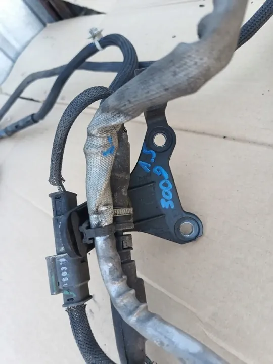 Kit Línea AdBlue OEM 9826302380 para Peugeot 3008 II image 4