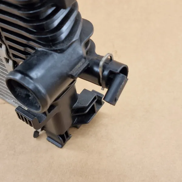Radiateur d'eau Opel OEM 84208068 pour Insignia B image 4