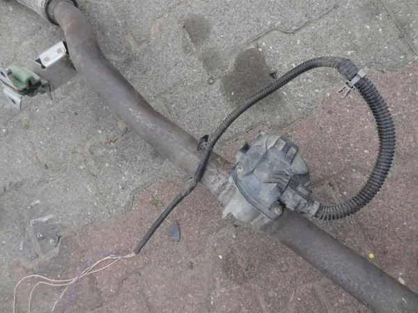Válvula de escape OEM 50885503 ITA para Renault image 3
