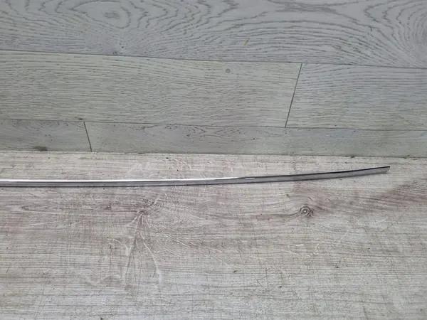 Rivestimento Cromato Porta Anteriore Mercedes C-Class W204 A2047200280 image 3