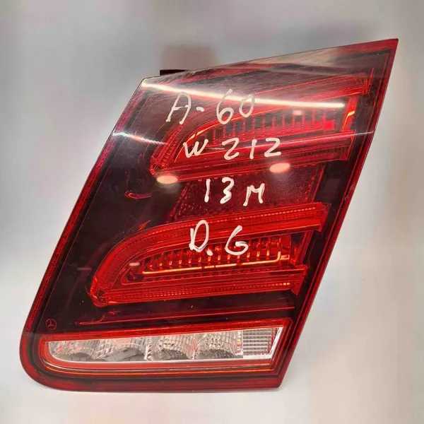 Rechter achterkleplamp MERCEDES-BENZ E (W212) A2129061003 image 2