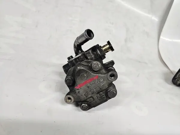 Bomba de direção assistida VW Touareg I 3.0 TDI image 4