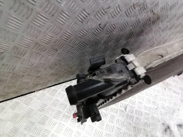 Mercedes-Benz OE A2465001203 Waterradiator image 4