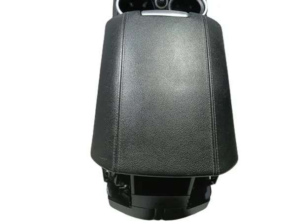Túnel central reposabrazos Porsche Cayenne OEM 3004644700 image 3