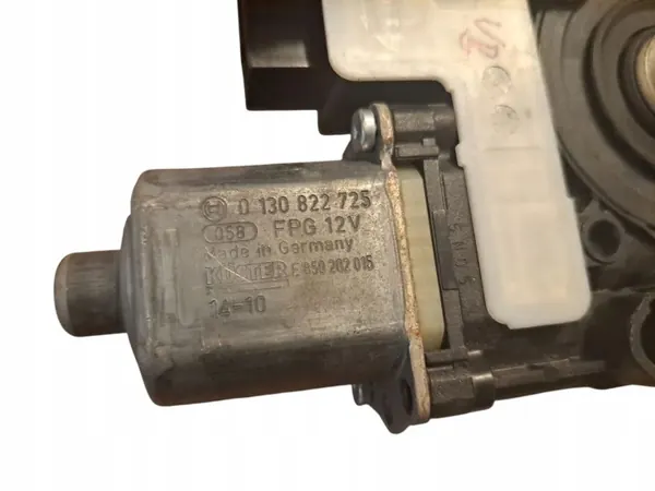 OEM 0130822725 Skoda Octavia III bak vänster fönstermotor image 4