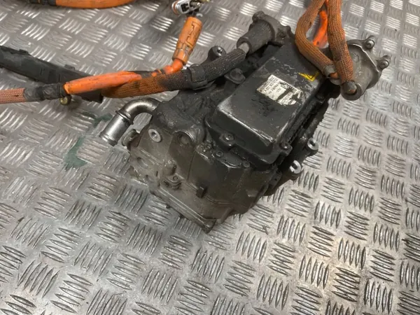 Inversor Mercedes-Benz OEM A6519008702 image 7
