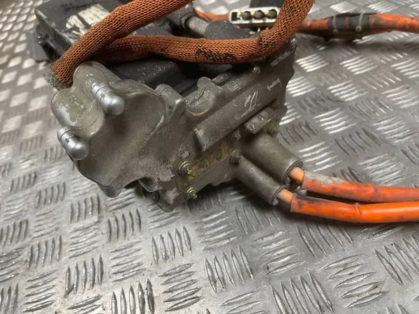 Inversor Mercedes-Benz OEM A6519008702 image 9