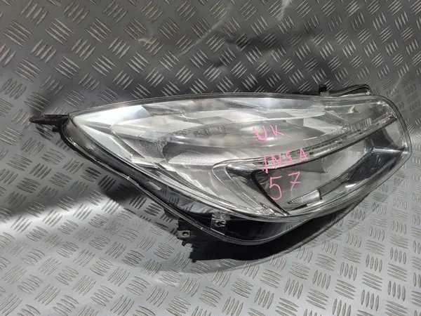 Oikea Etuvalaisin Opel Insignia A image 3