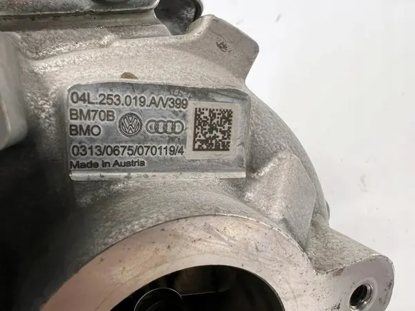 Audi A4 A5 Q5 2.0 TDI Turbo 04L253019A image 6