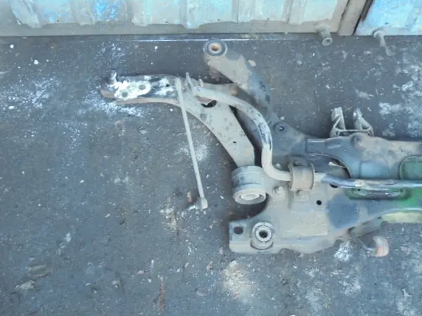 Volvo C30 Etujousipalkki OEM AK-12-721348 image 5