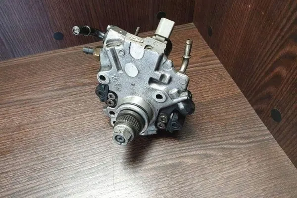 Bomba de combustible MERCEDES-BENZ SPRINTER 5-T FURGON 2.2L image 2