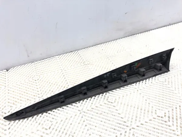 OEM 801865598R Framre Höger Dörrlist - Renault Clio IV image 4