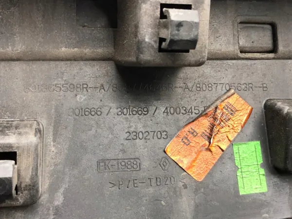 OEM 801865598R Framre Höger Dörrlist - Renault Clio IV image 5