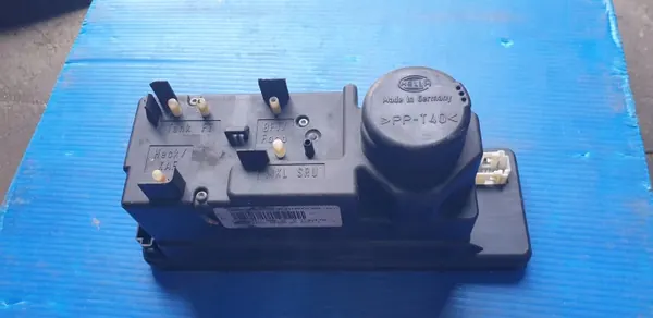 Bomba de cierre central Mercedes W210 OEM 2108002348 image 3