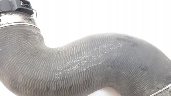 Intercooler-slang Mercedes-Benz Vito Viano 2012 A6395282982 image 4