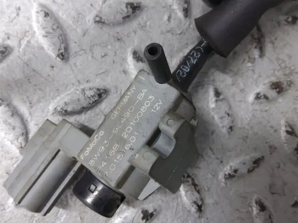 Válvula regulação turbo OEM 8W939L490BA image 3