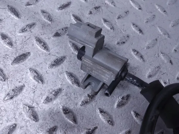 Válvula regulação turbo OEM 8W939L490BA image 5