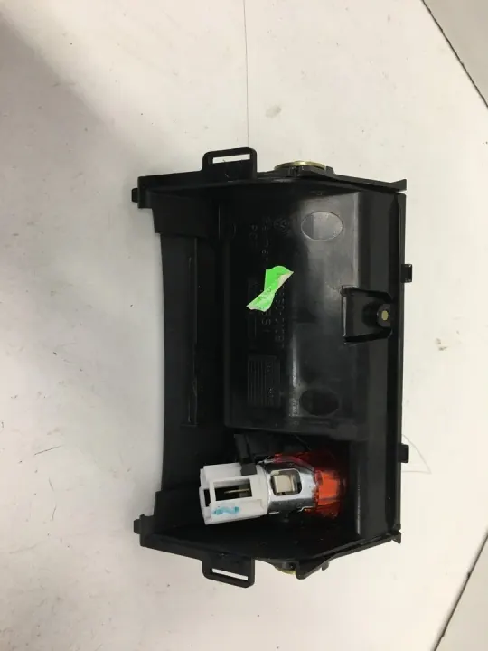 Cendrier Avant VW Passat B5 OEM 3B0857961AC image 3