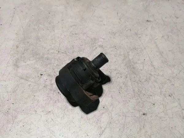 Watercirculatiemotor OEM A6420900244 Mercedes-Benz image 2