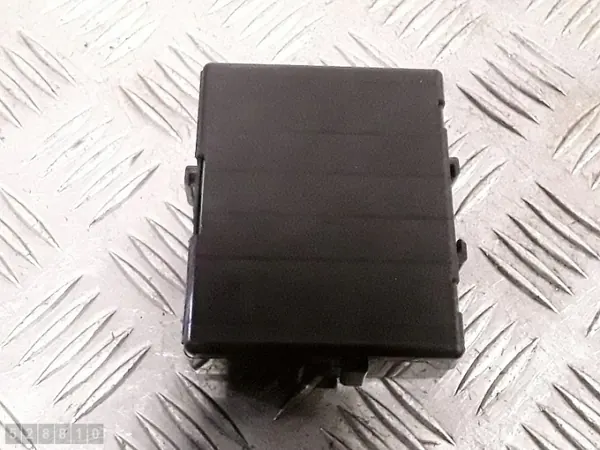 2008 Mitsubishi Outlander ECU MN141635 W1T76781 image 3