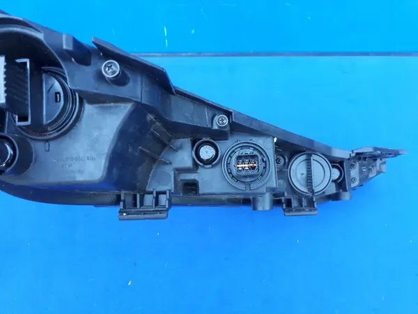 FARO LED DRL IZQUIERDO HYUNDAI KONA 92207-J9000 image 6