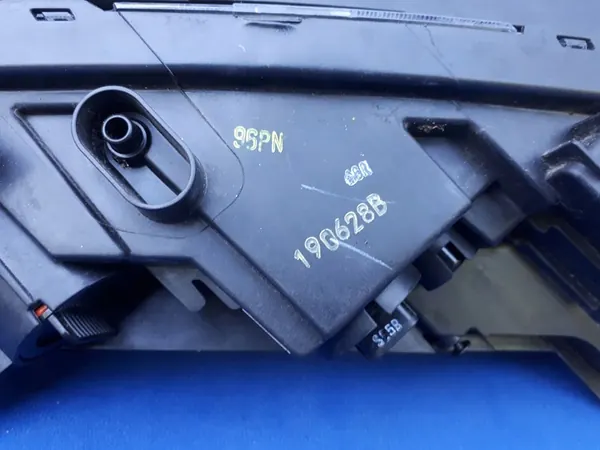 FARO LED DRL IZQUIERDO HYUNDAI KONA 92207-J9000 image 9