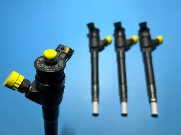 Injektor Renault Trafic Espace Megane Scenic 1.6 CDTI OEM image 5