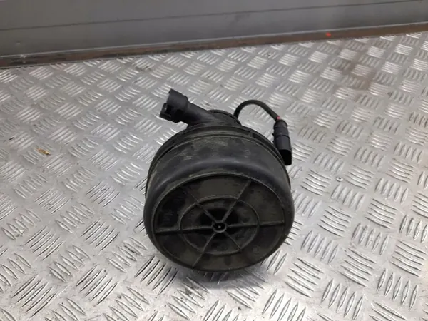 Audi OE 06E 906 601 toissijainen ilmapumppu image 4