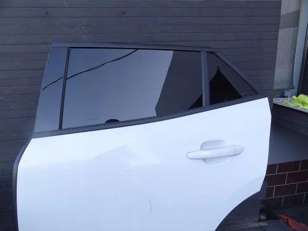 PEUGEOT 2008 II 2021 Left Rear Door Complete OEM image 2