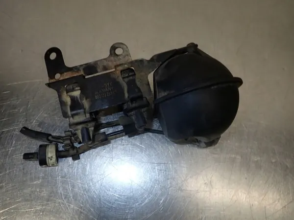 Vakuumbehälter Ventil Volkswagen Sharan I Lift 2.8 VR6 OEM image 3