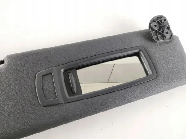 BMW X5 E70 Auringonvarjo OEM RZV62762 - Käytetty image 3