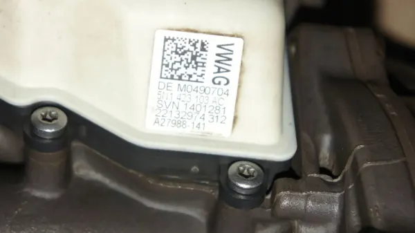 Styrhus OEM 5N1423050AH för VW Tiguan image 3